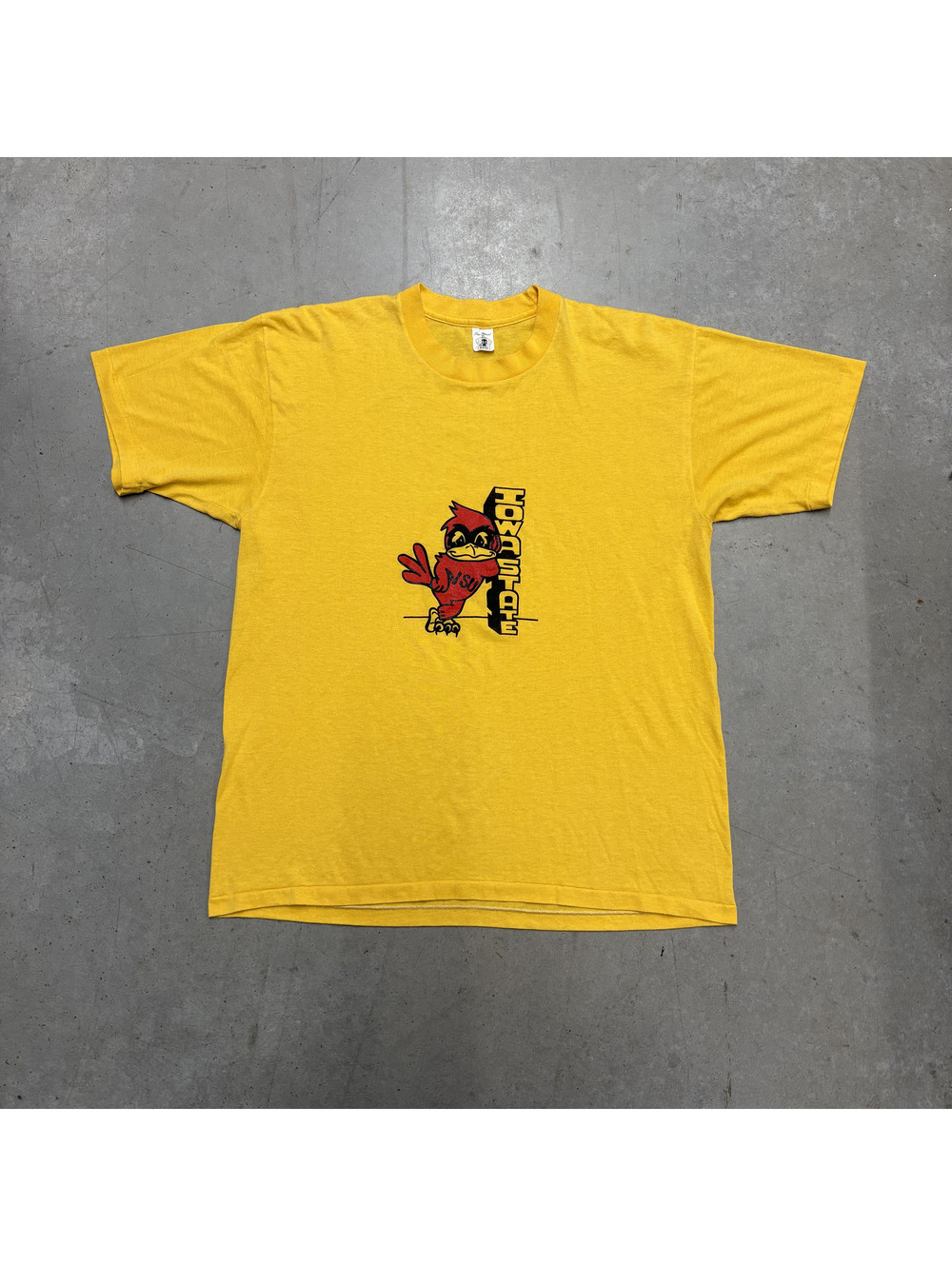 Vintage 70s Iowa State Mascot Cartoon Graphic T-Shirt Extra Large Yellow
